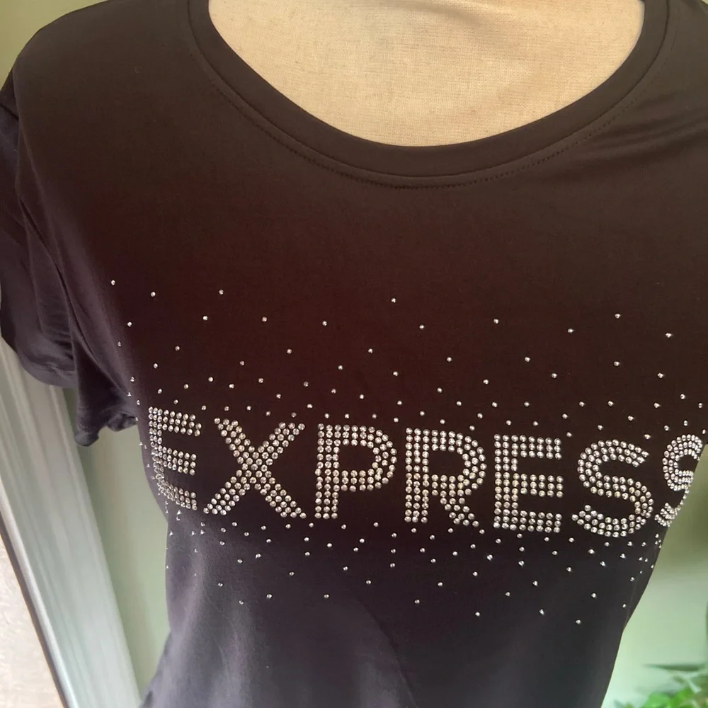 Express Black Tee - Picture 2 of 7